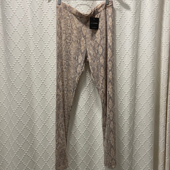 Size L Brand New with Tag JLux label natural laylani mesh leggings - Picture 2 of 2